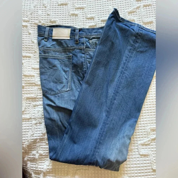 7 for Man Kind Jeans.   Smoke free home.  Great condition. - Picture 1 of 8